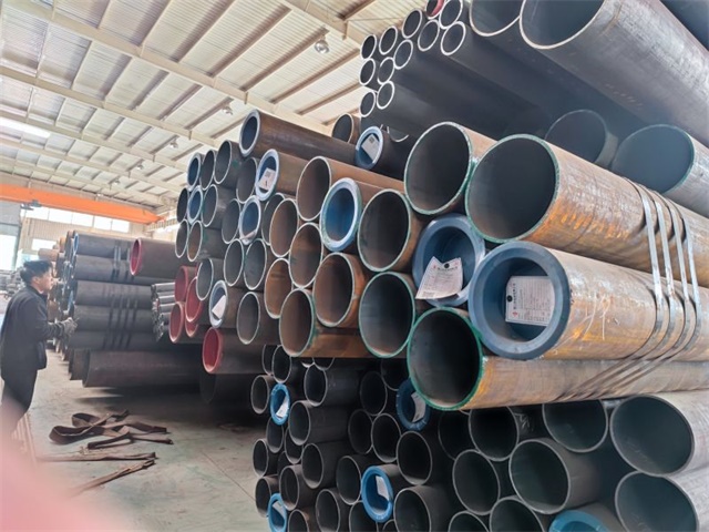 六盘水35#高压无缝钢管